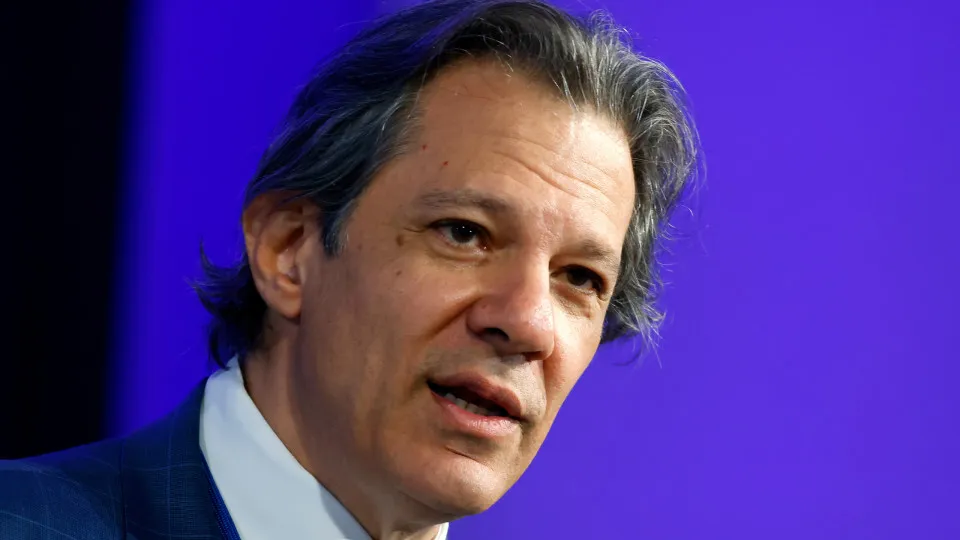 Bets ganham fortuna, geram pouco emprego e mandam dinheiro para fora, diz Haddad