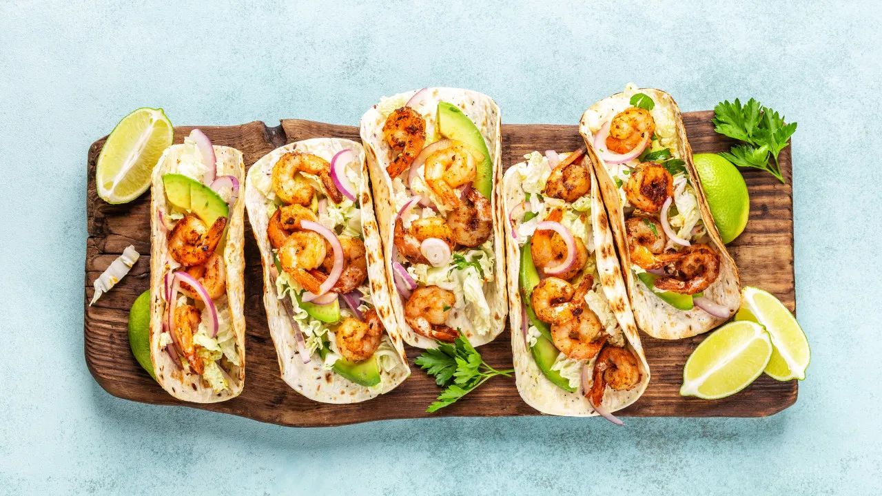 Duas receitas de wraps que pode levar para todo o lado